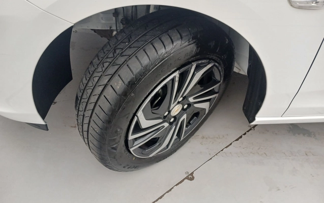imagem-https://www.socarrao.com.br/sc-vehicle-images-prod/3988457/1789970952558-1_015436.jpg