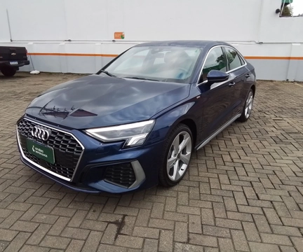 Audi A3 2024 Azul — foto 1 de 3