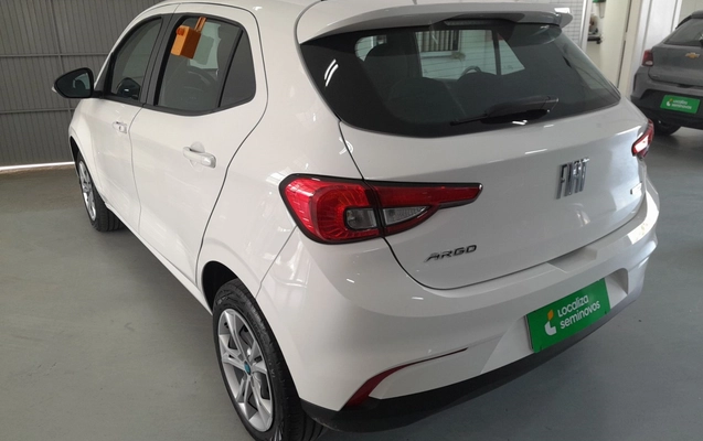imagem-https://www.socarrao.com.br/sc-vehicle-images-prod/3988603/1789971191412-1_115811.jpg