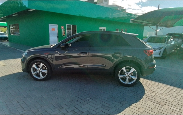 imagem-https://www.socarrao.com.br/sc-vehicle-images-prod/3988620/1789971212751-1_105131.jpg