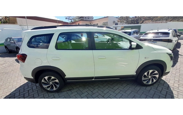 imagem-https://www.socarrao.com.br/sc-vehicle-images-prod/3988779/1789971730993-1_031035.jpg