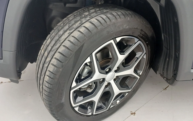 imagem-https://www.socarrao.com.br/sc-vehicle-images-prod/3989241/1789972583999-1_010730.jpg