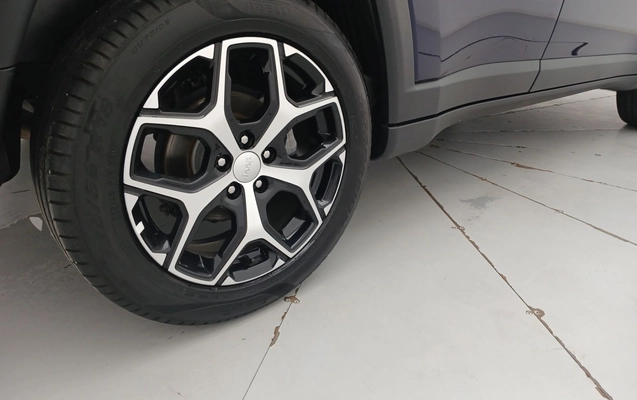 imagem-https://www.socarrao.com.br/sc-vehicle-images-prod/3989241/1789972584004-2_010731.jpg