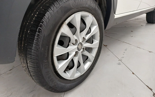 imagem-https://www.socarrao.com.br/sc-vehicle-images-prod/3989269/1789972611332-1_052807.jpg