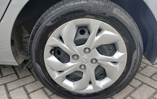 imagem-https://www.socarrao.com.br/sc-vehicle-images-prod/3989338/1789972689585-1_034319.jpg