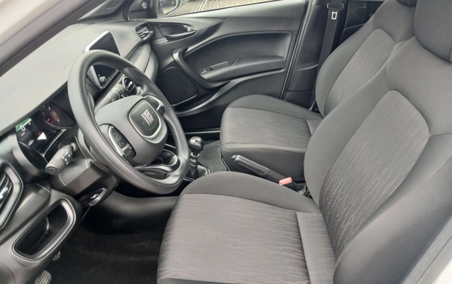 imagem-https://www.socarrao.com.br/sc-vehicle-images-prod/3989349/1789972700840-1_034135.jpg
