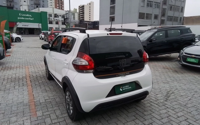 imagem-https://www.socarrao.com.br/sc-vehicle-images-prod/3989470/1789972898607-1_050111.jpg