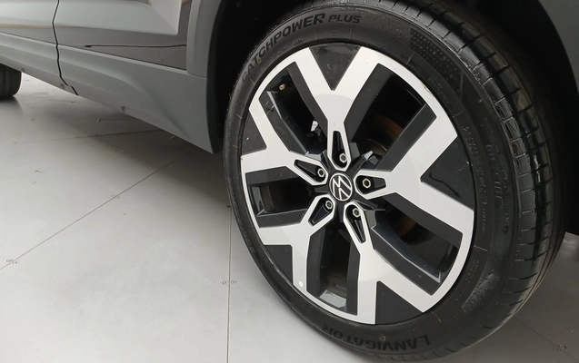 imagem-https://www.socarrao.com.br/sc-vehicle-images-prod/3989536/1789973010352-1_115122.jpg