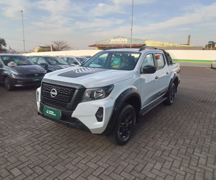 Nissan Frontier 2025 Branco — foto 1 de 3