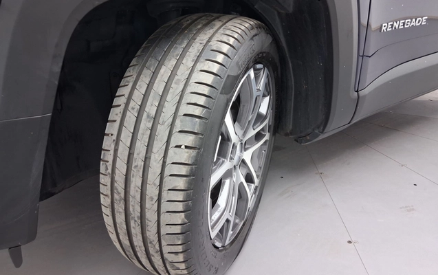imagem-https://www.socarrao.com.br/sc-vehicle-images-prod/3989754/1789973444481-1_035335.jpg
