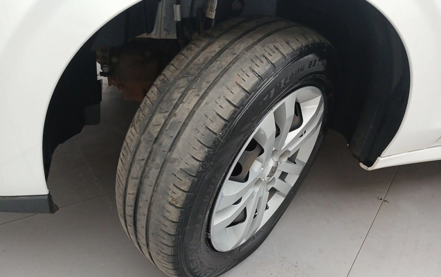 imagem-https://www.socarrao.com.br/sc-vehicle-images-prod/3989756/1789973445662-1_051007.jpg