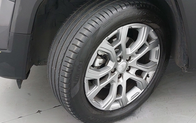 imagem-https://www.socarrao.com.br/sc-vehicle-images-prod/3989761/1789973463274-1_035236.jpg
