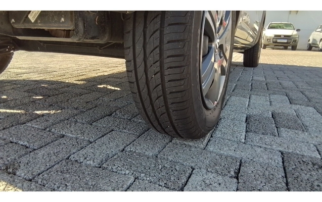 imagem-https://www.socarrao.com.br/sc-vehicle-images-prod/3989881/1789973664642-1_084541.jpg