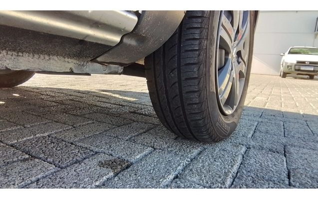 imagem-https://www.socarrao.com.br/sc-vehicle-images-prod/3989881/1789973664645-1_084543.jpg