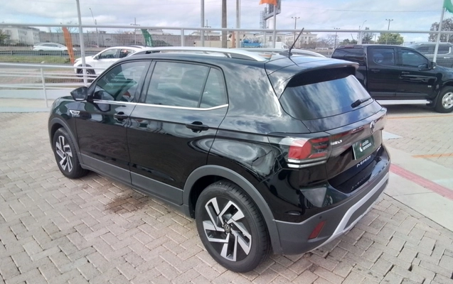 imagem-https://www.socarrao.com.br/sc-vehicle-images-prod/3989957/1789973747079-1_114605.jpg