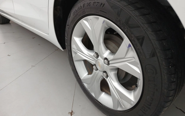 imagem-https://www.socarrao.com.br/sc-vehicle-images-prod/3989963/1789973763531-2_120102.jpg