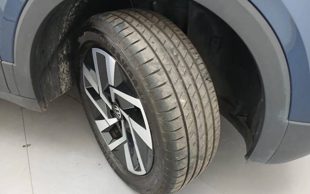 imagem-https://www.socarrao.com.br/sc-vehicle-images-prod/3990243/1789974103125-1_041423.jpg