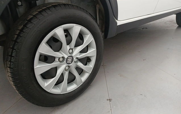 imagem-https://www.socarrao.com.br/sc-vehicle-images-prod/3990295/1789974173304-1_041525.jpg