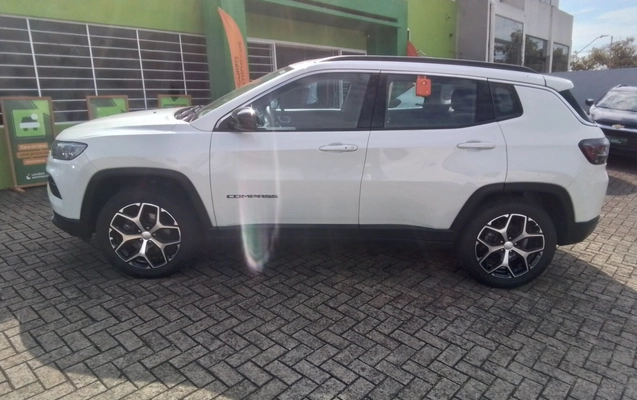 imagem-https://www.socarrao.com.br/sc-vehicle-images-prod/3990537/1789974892204-1_024955.jpg