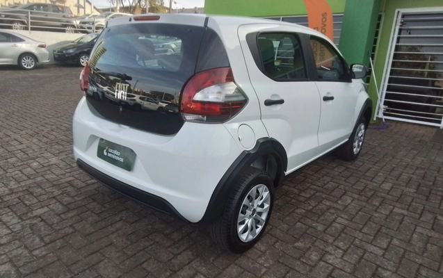 imagem-https://www.socarrao.com.br/sc-vehicle-images-prod/3990572/1789974975897-1_074215.jpg