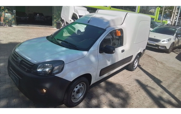 imagem-https://www.socarrao.com.br/sc-vehicle-images-prod/3990729/1789975535127-1_025917.jpg