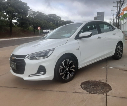 Chevrolet Onix 2025 Branco — foto 1 de 3