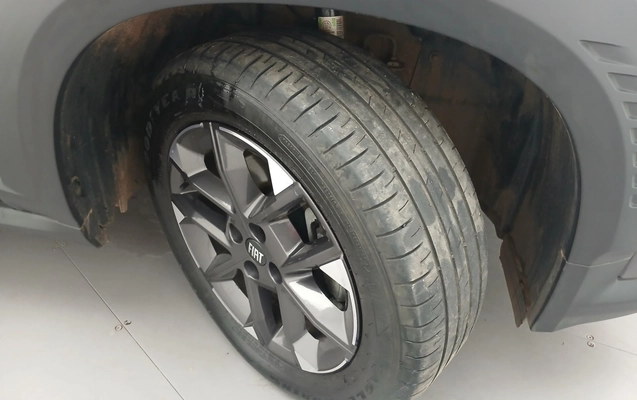 imagem-https://www.socarrao.com.br/sc-vehicle-images-prod/3990935/1789975741045-1_042928.jpg