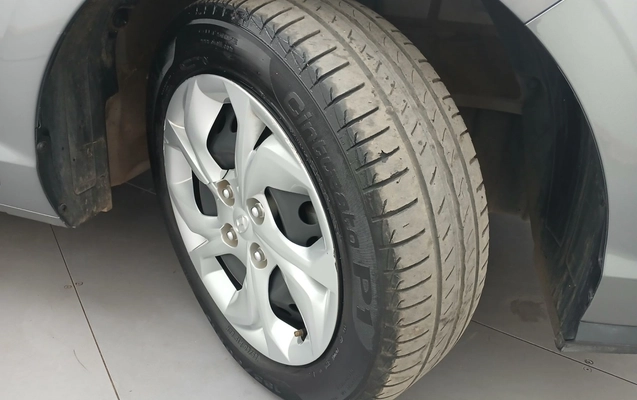 imagem-https://www.socarrao.com.br/sc-vehicle-images-prod/3990969/1789975781441-2_043045.jpg