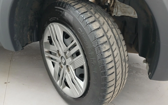 imagem-https://www.socarrao.com.br/sc-vehicle-images-prod/3991114/1789975962294-1_043537.jpg