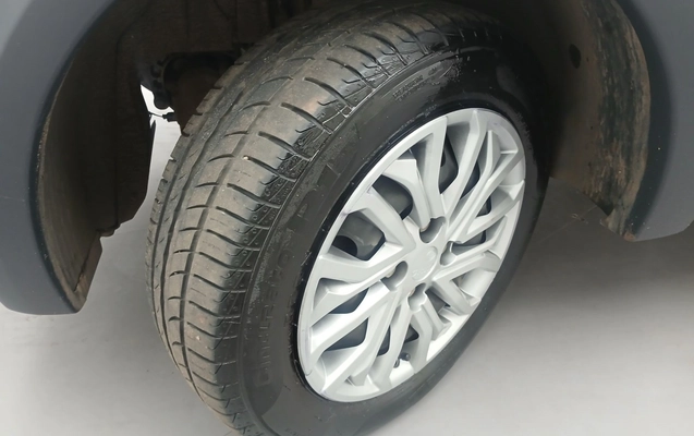 imagem-https://www.socarrao.com.br/sc-vehicle-images-prod/3991121/1789975971163-1_042941.jpg