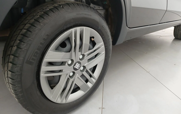 imagem-https://www.socarrao.com.br/sc-vehicle-images-prod/3991147/1789976032200-2_043038.jpg