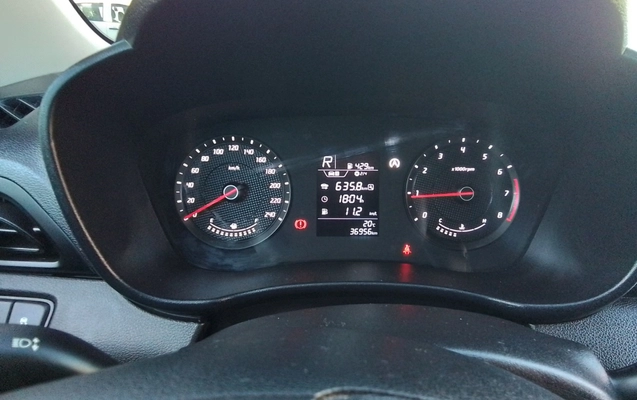 imagem-https://www.socarrao.com.br/sc-vehicle-images-prod/3991235/1789976211829-1_051304.jpg