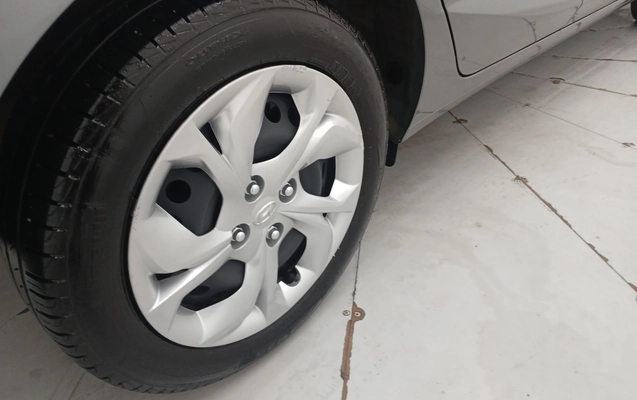 imagem-https://www.socarrao.com.br/sc-vehicle-images-prod/3991255/1789976242968-2_021556.jpg
