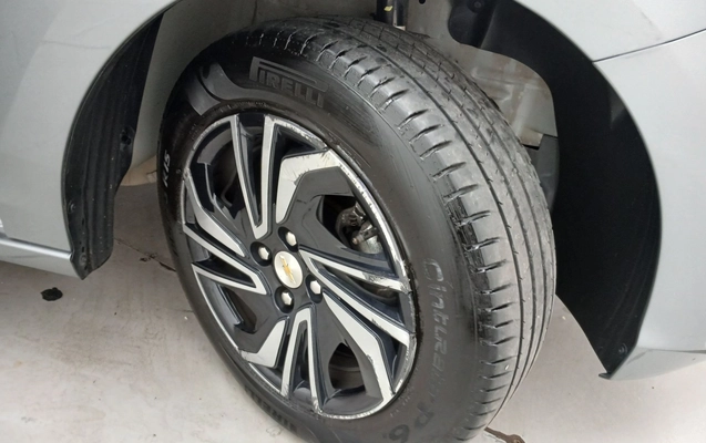imagem-https://www.socarrao.com.br/sc-vehicle-images-prod/3991411/1789976611739-1_031441.jpg