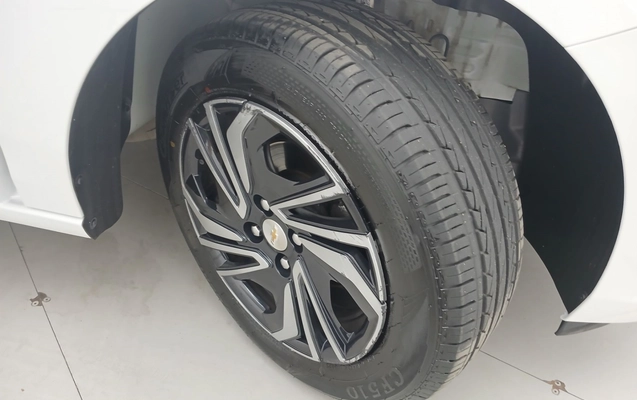 imagem-https://www.socarrao.com.br/sc-vehicle-images-prod/3991432/1789977661427-1_113325.jpg