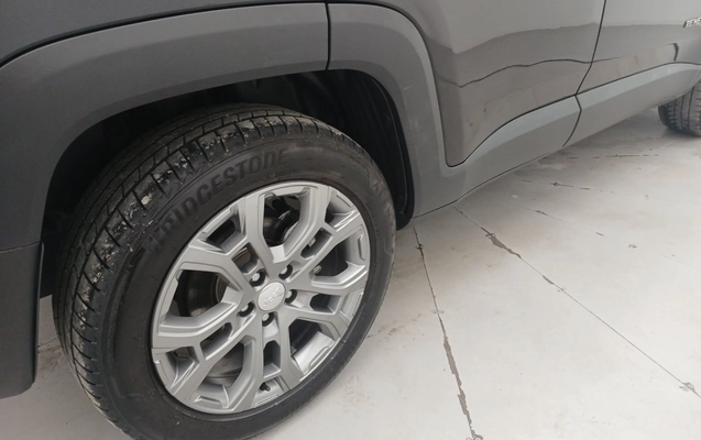 imagem-https://www.socarrao.com.br/sc-vehicle-images-prod/3991552/1789977966362-2_103756.jpg