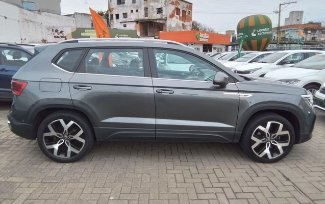 imagem-https://www.socarrao.com.br/sc-vehicle-images-prod/3991615/1789978040520-2_113052.jpg