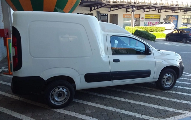 imagem-https://www.socarrao.com.br/sc-vehicle-images-prod/3991660/1789978085411-1_055423.jpg