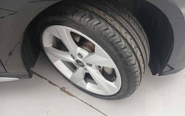 imagem-https://www.socarrao.com.br/sc-vehicle-images-prod/3991728/1789978172172-1_073032.jpg