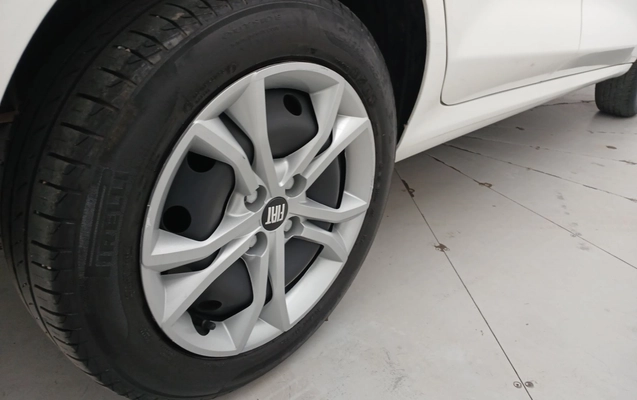 imagem-https://www.socarrao.com.br/sc-vehicle-images-prod/3991738/1789978179151-1_043201.jpg