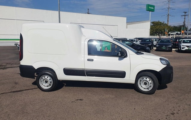 imagem-https://www.socarrao.com.br/sc-vehicle-images-prod/3991960/1789979396684-1_052753.jpg