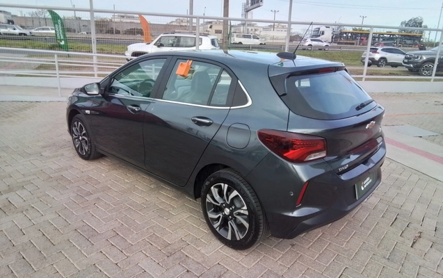 imagem-https://www.socarrao.com.br/sc-vehicle-images-prod/3991984/1789979529036-1_050039.jpg
