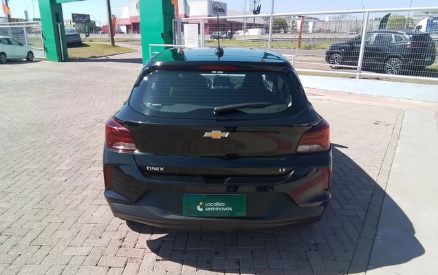 imagem-https://www.socarrao.com.br/sc-vehicle-images-prod/3992036/1789979906993-1_022242.jpg
