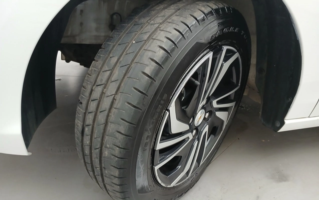 imagem-https://www.socarrao.com.br/sc-vehicle-images-prod/3992093/1789980260870-1_052602.jpg