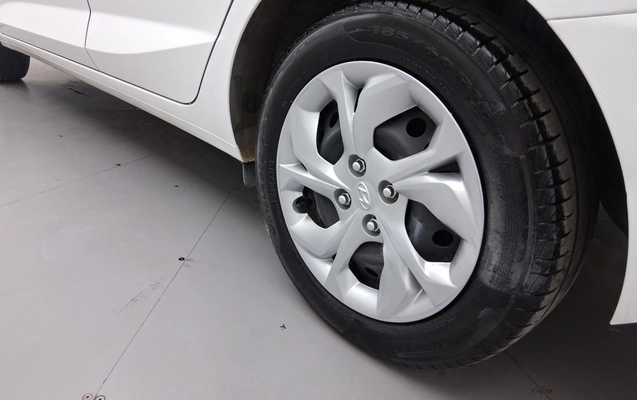 imagem-https://www.socarrao.com.br/sc-vehicle-images-prod/3992096/1789980285378-1_055031.jpg