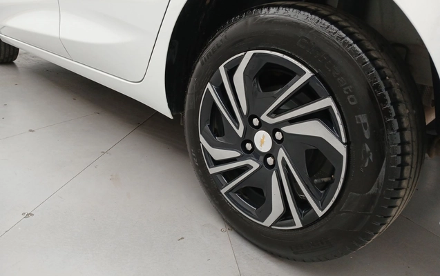 imagem-https://www.socarrao.com.br/sc-vehicle-images-prod/3992097/1789980300997-1_043950.jpg