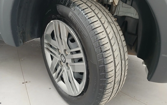 imagem-https://www.socarrao.com.br/sc-vehicle-images-prod/3992109/1789980482426-1_055043.jpg