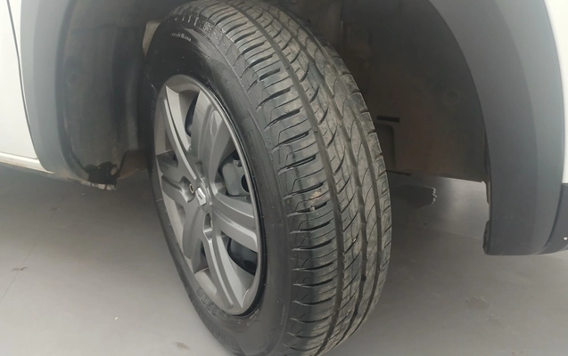 imagem-https://www.socarrao.com.br/sc-vehicle-images-prod/3992159/1789981073619-1_060326.jpg