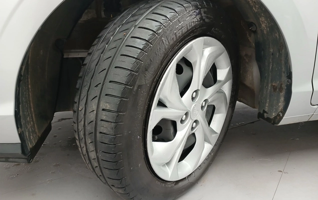 imagem-https://www.socarrao.com.br/sc-vehicle-images-prod/3992164/1789981141488-1_060506.jpg