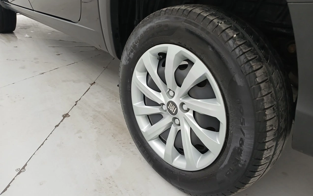 imagem-https://www.socarrao.com.br/sc-vehicle-images-prod/3992732/1789991081465-1_084430.jpg